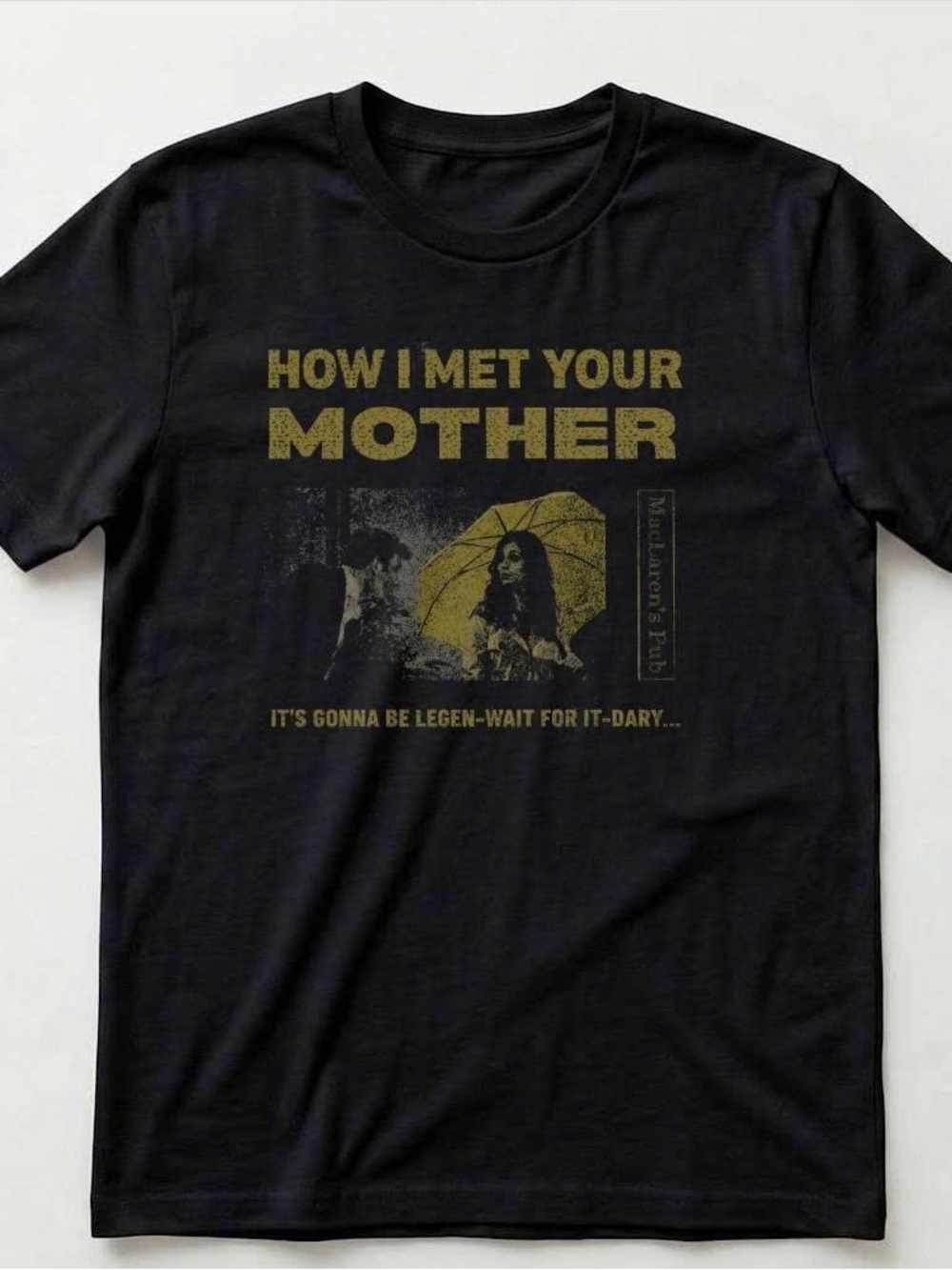 'How I Met Your Mother' Graphic Tee with Gold Print